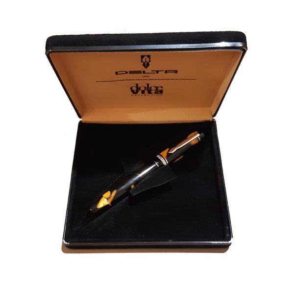 Delta DolceVita Masterpiece Black-Orange Resin Fountain Pen – 18Kt Gold Fusion Broad Nib