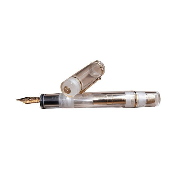 Delta Dolcevita IT Mid-Size Transparent Resin with Gold Trim Fountain Pen – 14Kt Fusion Stub Nib