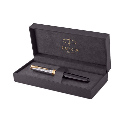 Parker Sonnet Metal & Black Lacquer Gold Trim Fountain Pen – 18Kt Gold Fine