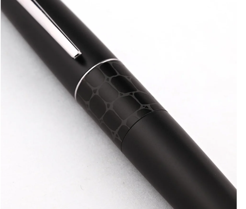 Pilot MR 2 Retro Pop Collection Fountain Pen - Crocodile