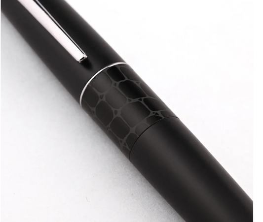 Pilot MR 2 Animal Collection Fountain Pen - Crocodile